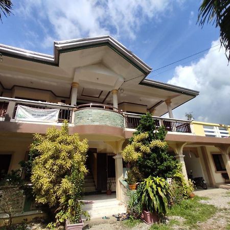 Riverside At Aninuan Accommodation And Food Puerto Galera Exteriér fotografie