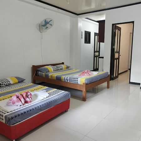Riverside At Aninuan Accommodation And Food Puerto Galera Exteriér fotografie