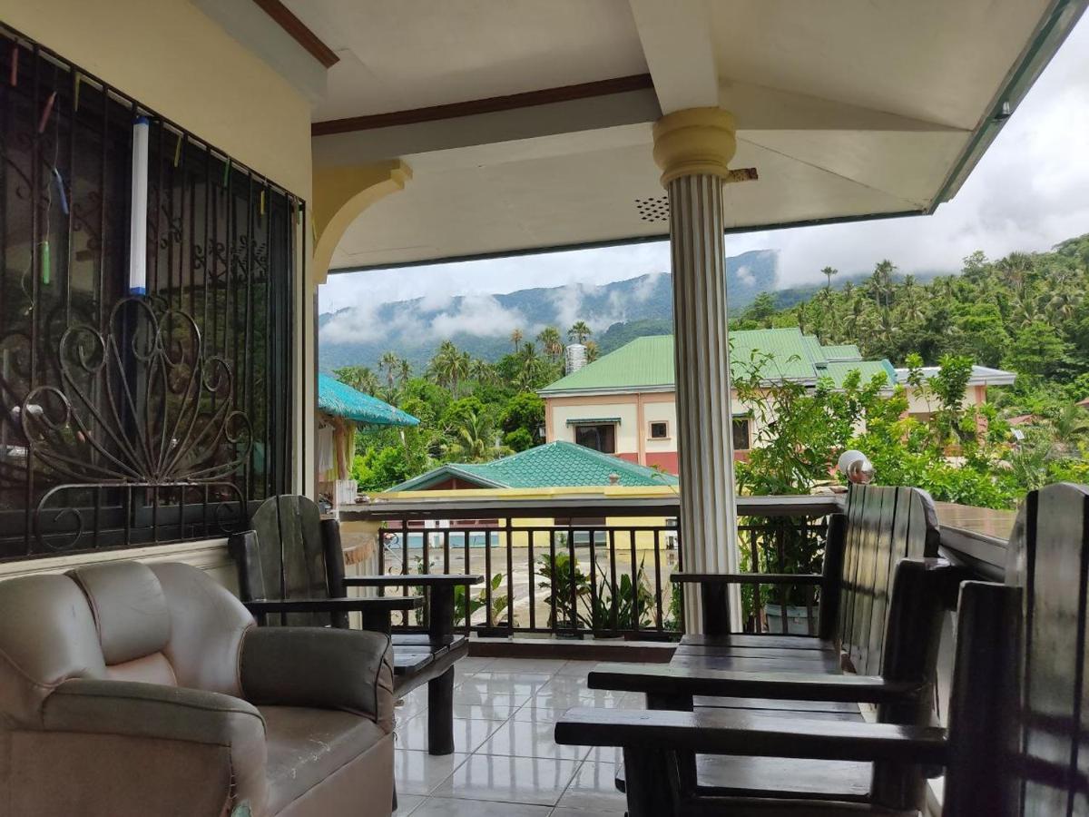 Riverside At Aninuan Accommodation And Food Puerto Galera Exteriér fotografie