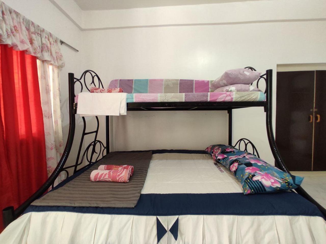 Riverside At Aninuan Accommodation And Food Puerto Galera Exteriér fotografie