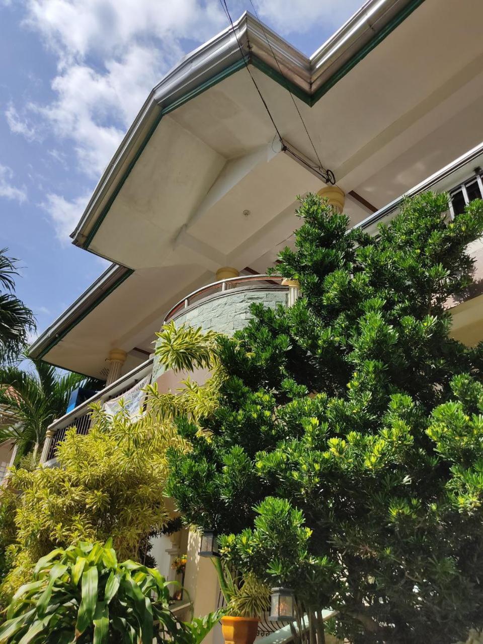 Riverside At Aninuan Accommodation And Food Puerto Galera Exteriér fotografie