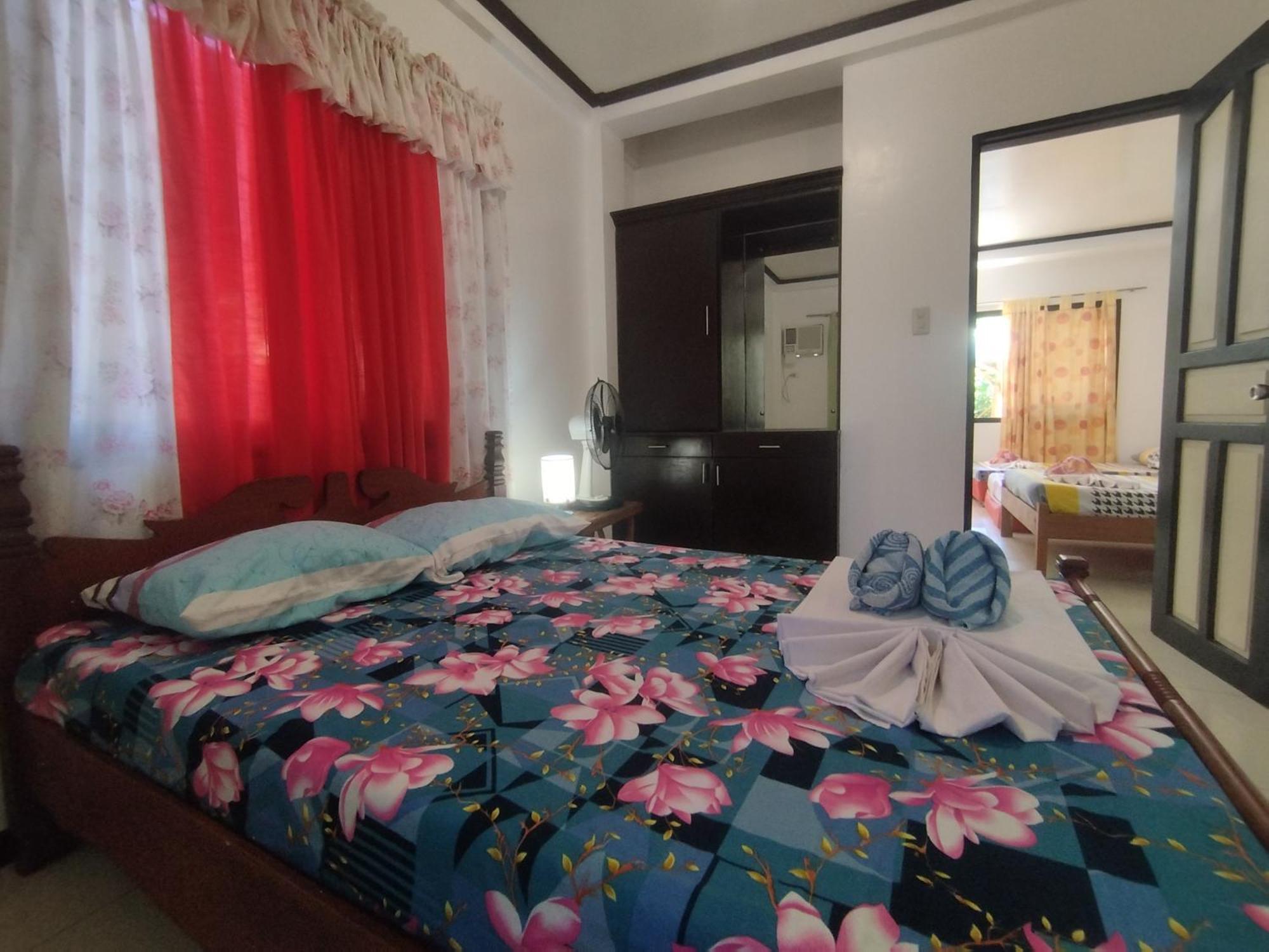 Riverside At Aninuan Accommodation And Food Puerto Galera Exteriér fotografie